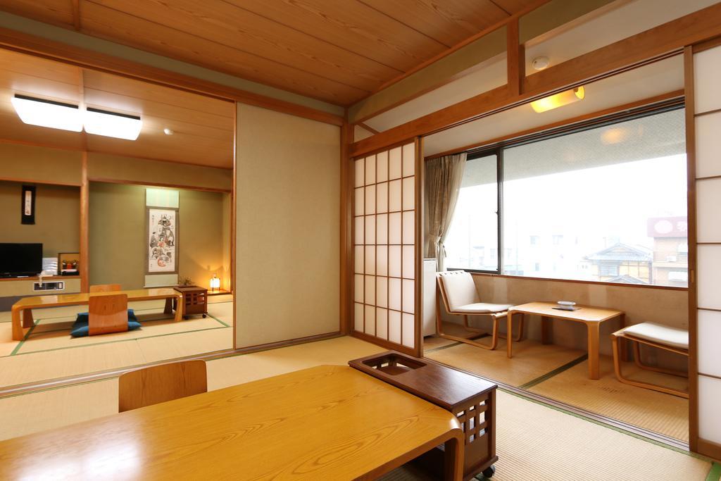 Hotel Yoshida Майдзуру Экстерьер фото